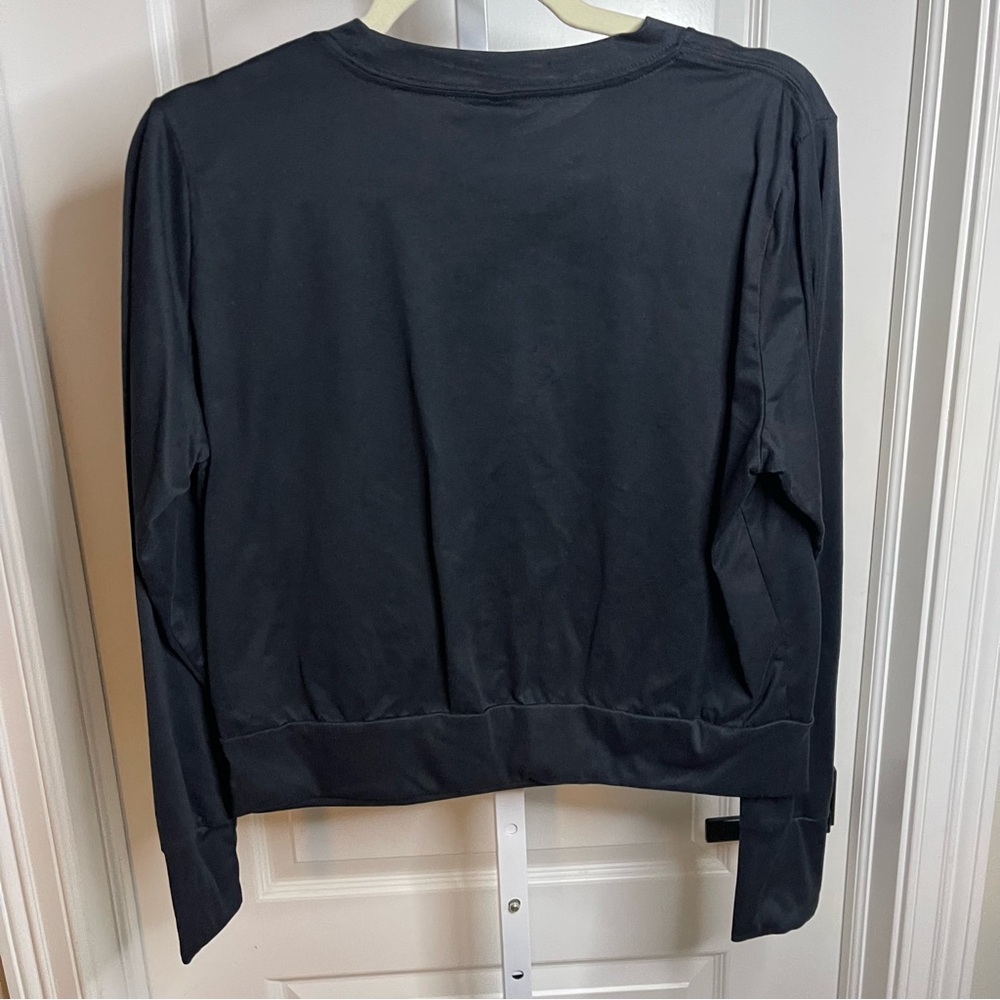 Vuori Black Long Sleeve Performance Top Stretch Athletic Pullover Womens - Picture 5 of 5
